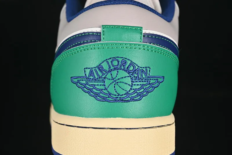 All categories Air Jordan Jordan series basketball shoes Air Jordan 1 Low Air Jordan 1 Low AJ1 Joe 1 blue and green color matching low-top cultural casual sneakers 553558-147